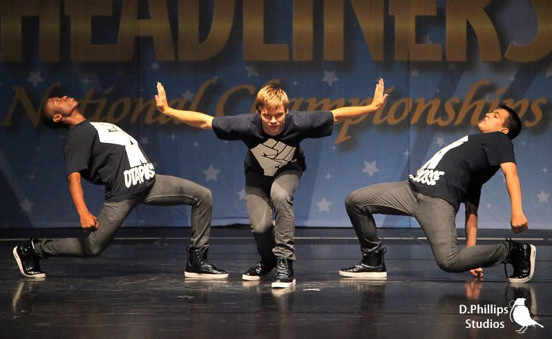 IMAGE: http://i119.photobucket.com/albums/o122/outofsalival/IMG_1737.jpg