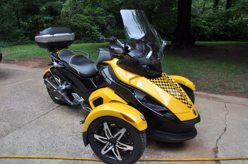 New GIVI 55 Top Box Can Am Spyder Forum