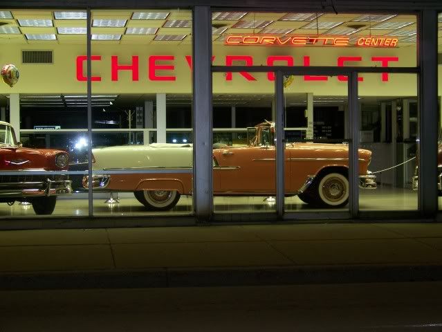 [Linked Image from i119.photobucket.com]
