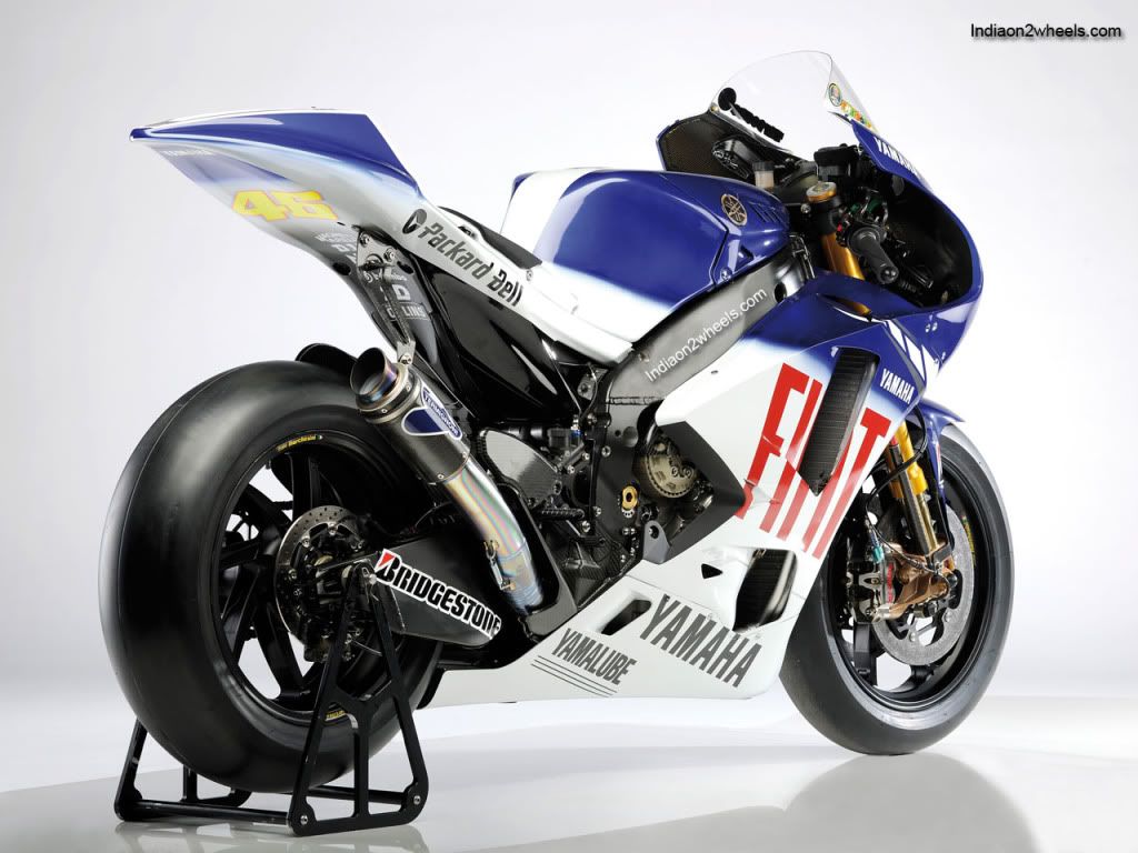 09-yamaha-m1-r-wallpaper.jpg