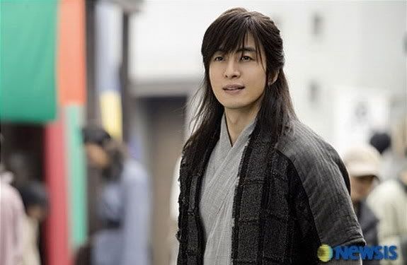 korean-bae-yong-joon