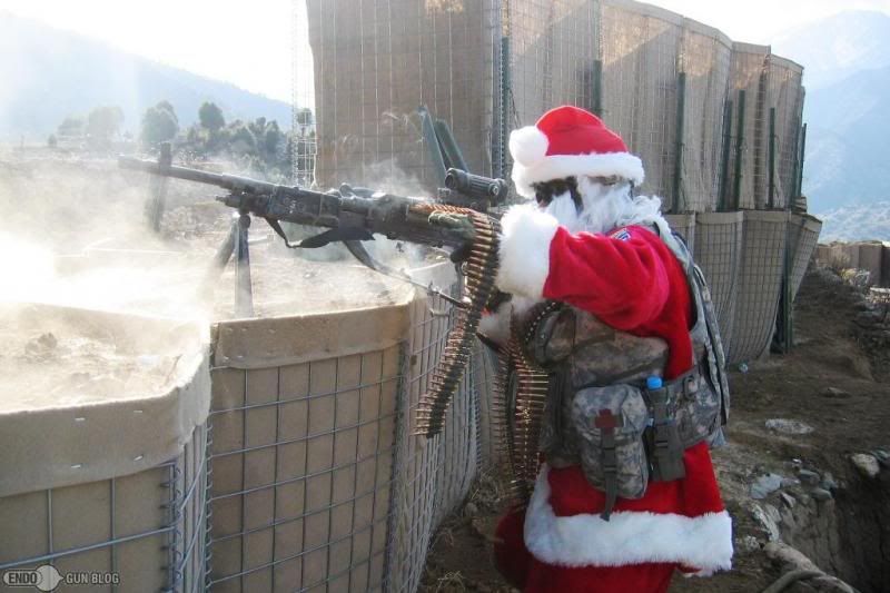 machine-gun-santa-m60_zpse0b4f443.jpg