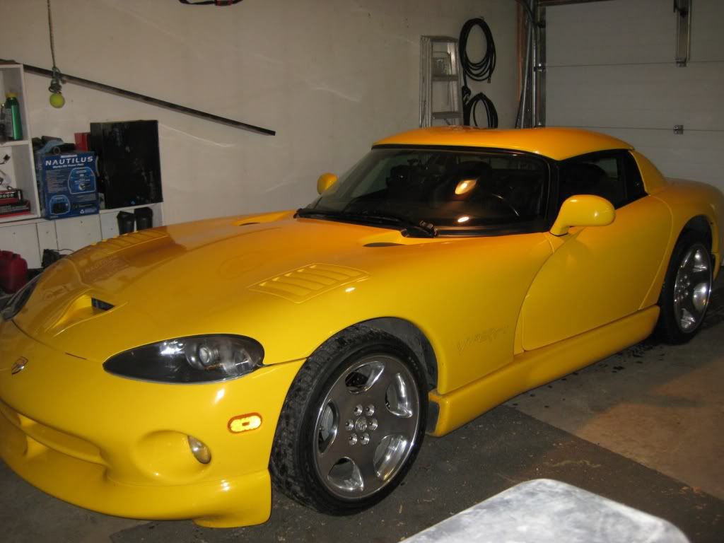 http://i119.photobucket.com/albums/o155/Stybscelica/ViperHardtop.jpg