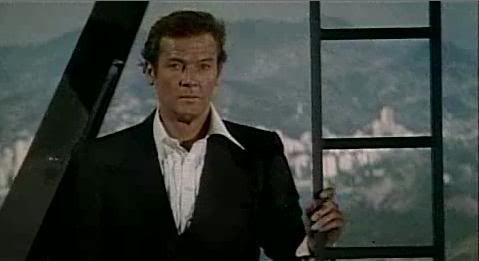 007ContraoFoguetedaMorte2.jpg