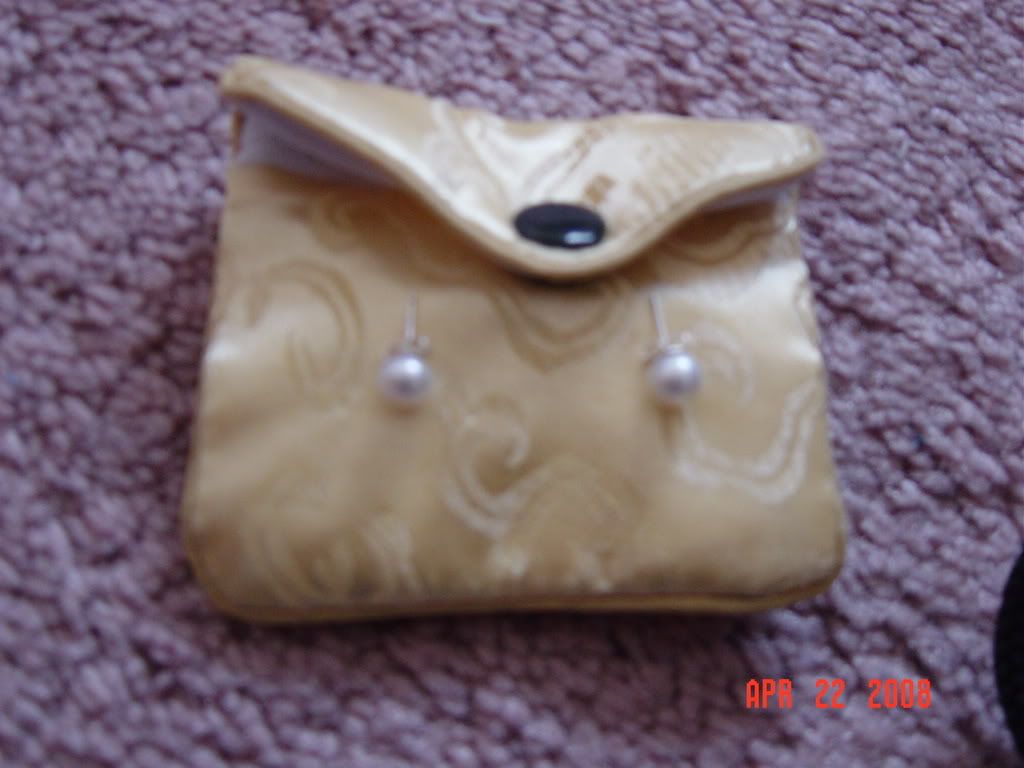 Pearl Earrings with a silk pouch